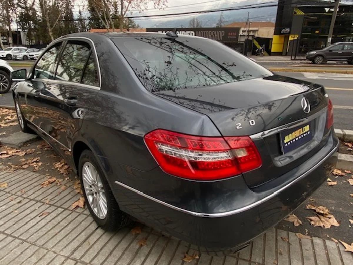 MERCEDES-BENZ E250 1.8 cuero sunroof 2011 - Imagen 6