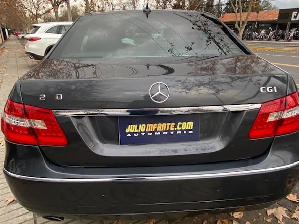 MERCEDES-BENZ E250 1.8 cuero sunroof 2011 - Imagen 8