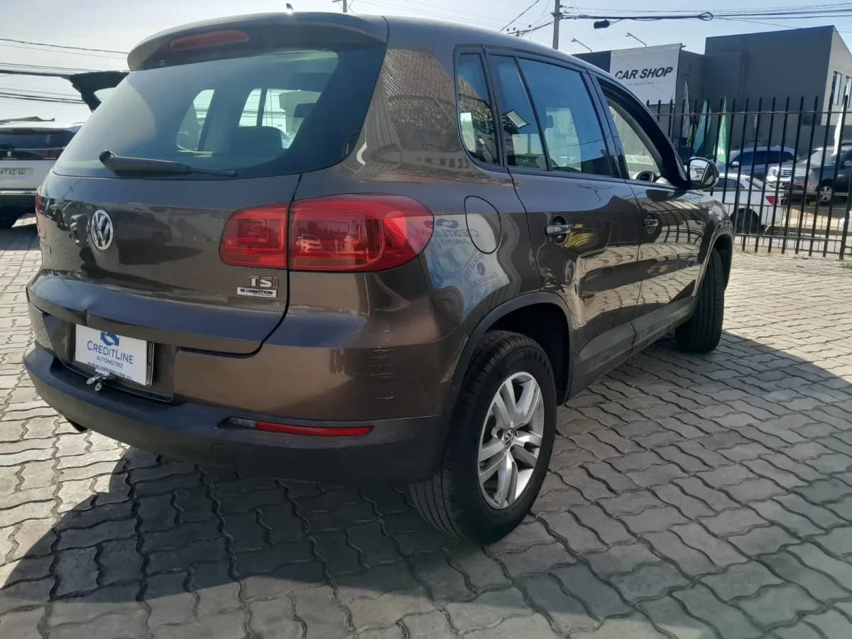 VOLKSWAGEN TIGUAN TREND FUN TSI 2015 - Imagen 2