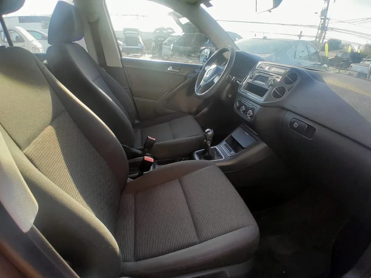 VOLKSWAGEN TIGUAN TREND FUN TSI 2015 - Imagen 7