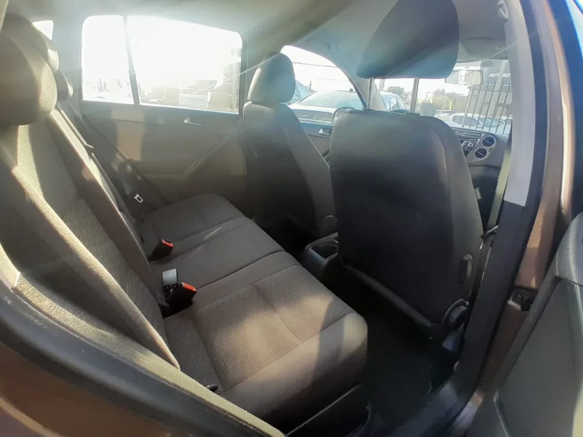 VOLKSWAGEN TIGUAN TREND FUN TSI 2015 - Imagen 8