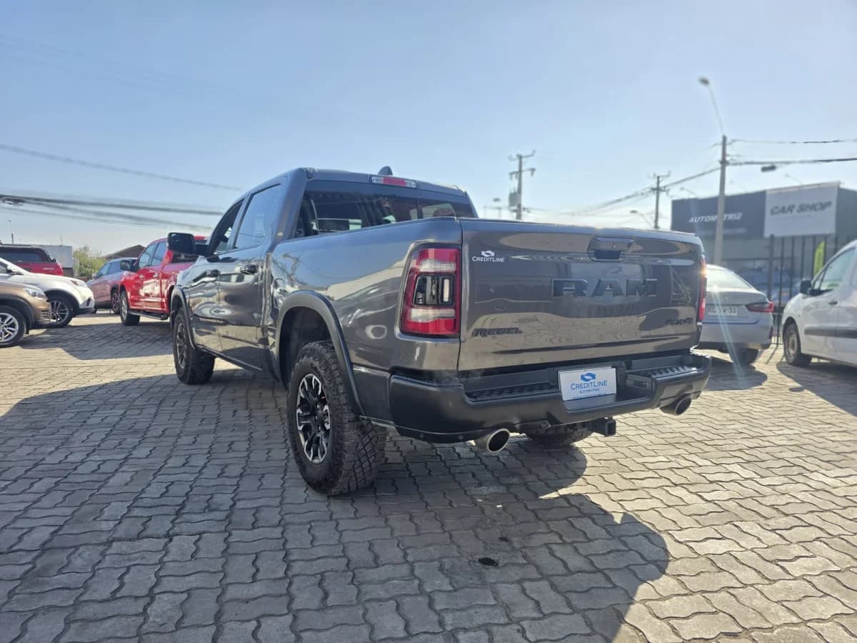 RAM 1500 5.7 REBEL 4X4 AT 4P 2024 - Imagen 4