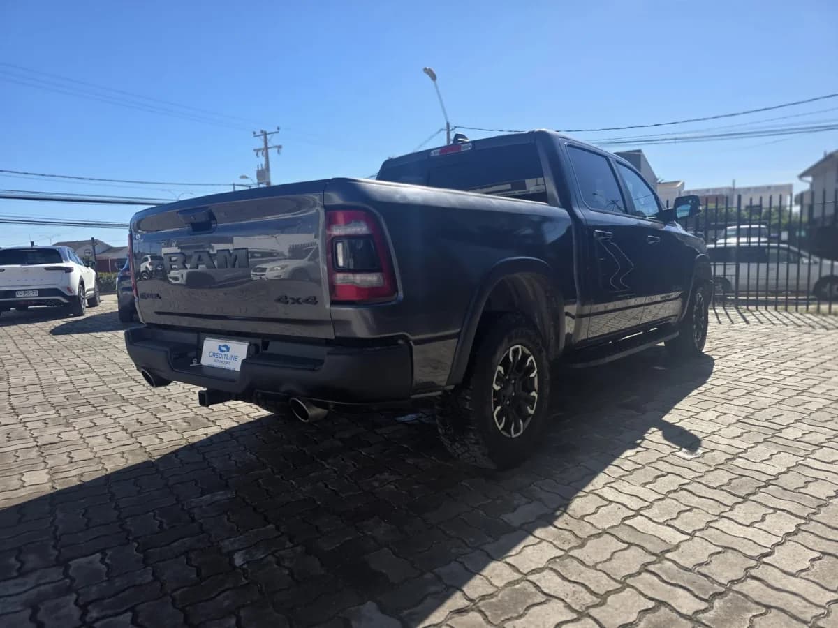 RAM 1500 5.7 REBEL 4X4 AT 4P 2024 - Imagen 2