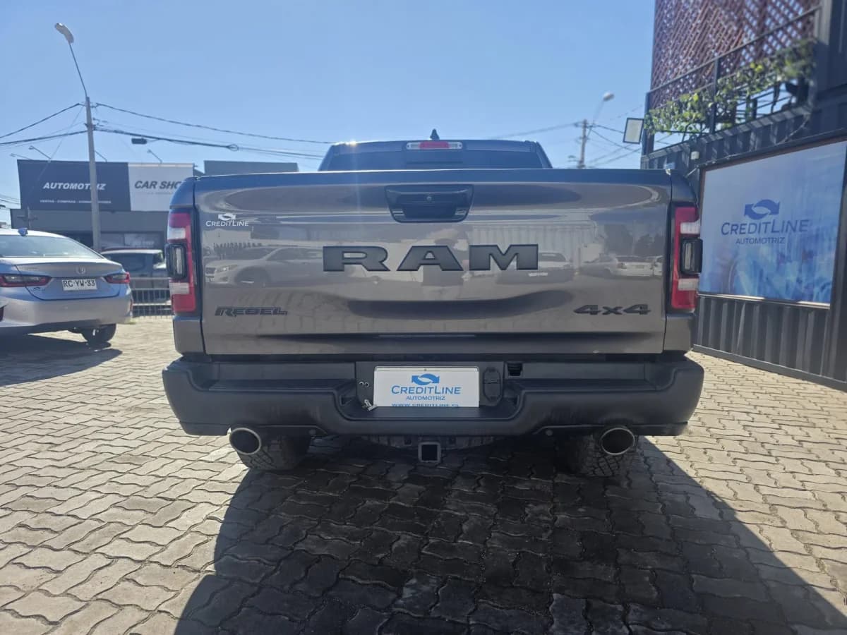 RAM 1500 5.7 REBEL 4X4 AT 4P 2024 - Imagen 3