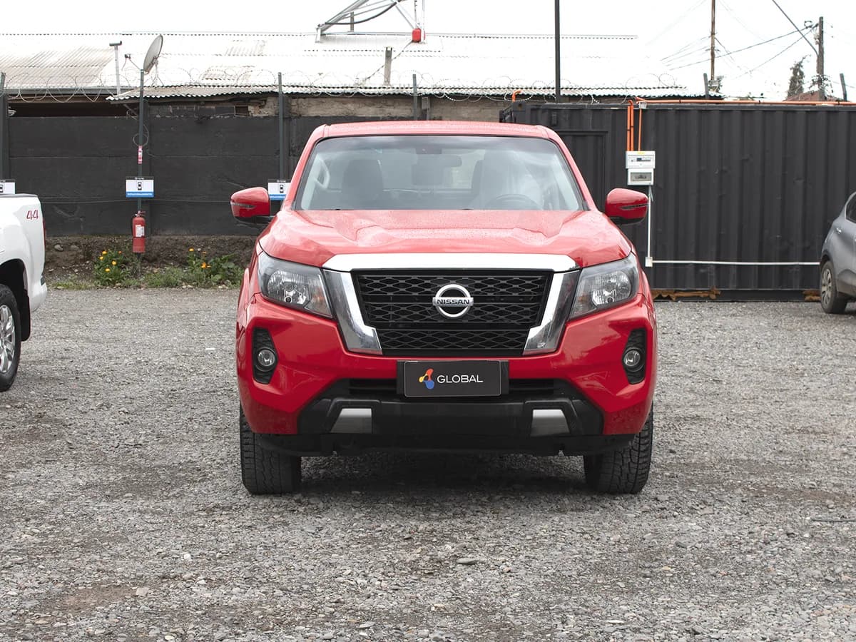 NISSAN Navara DOBLE CABINA 4X4 - Imagen 2