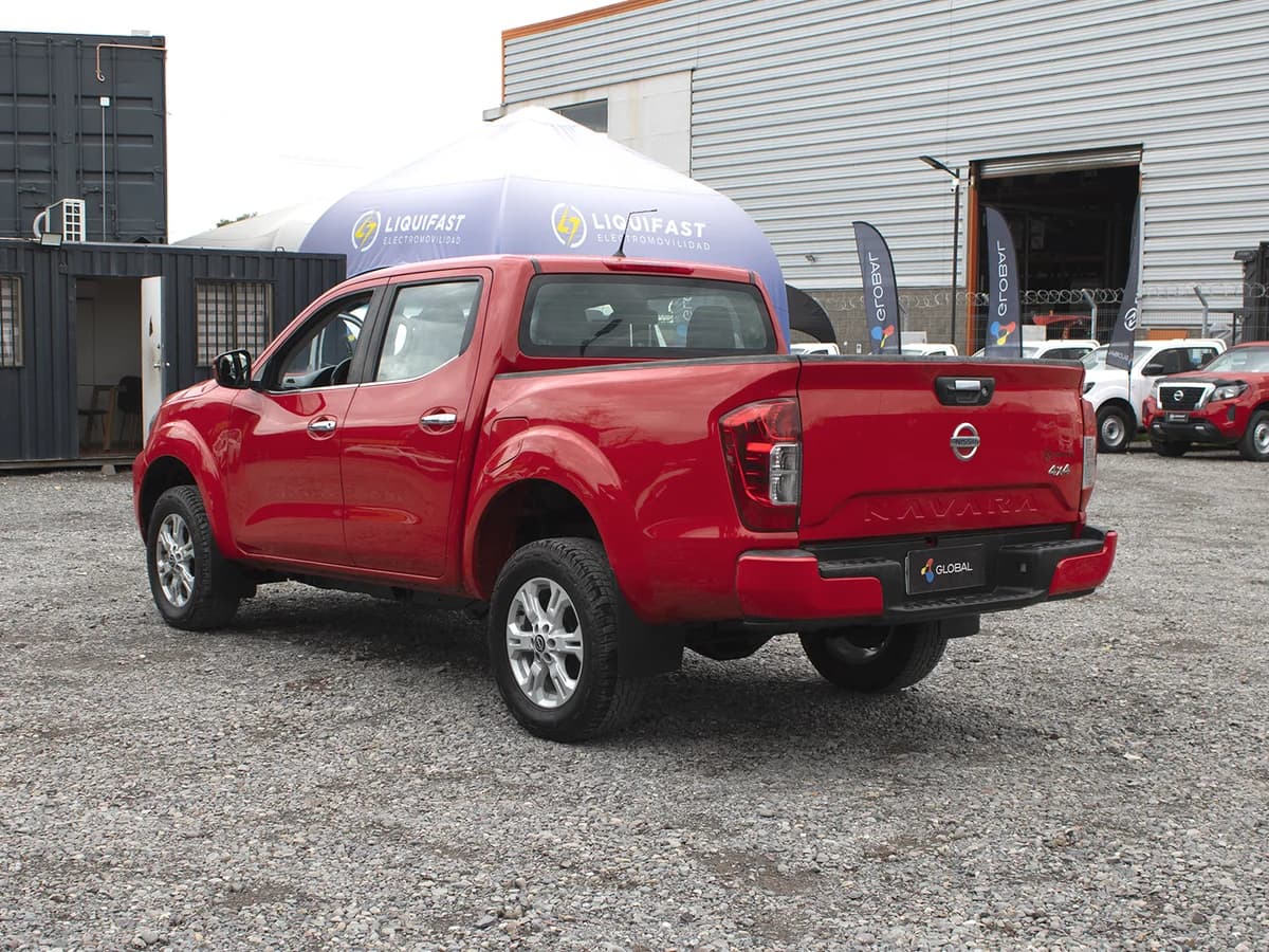 NISSAN Navara DOBLE CABINA 4X4 - Imagen 8