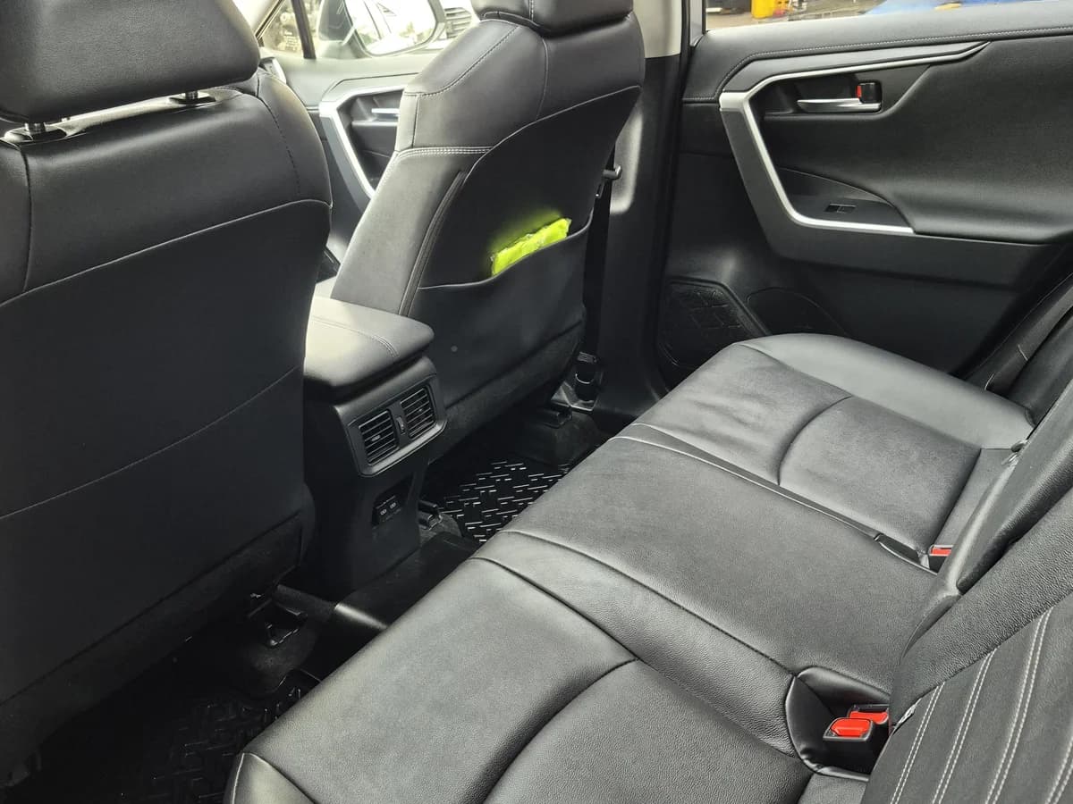 TOYOTA Rav4 2.5 LIMITED HYBRID 4X4 2025 - Imagen 8