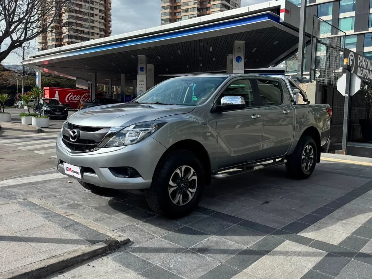 MAZDA Bt-50 2.2L 2021 - Imagen 1