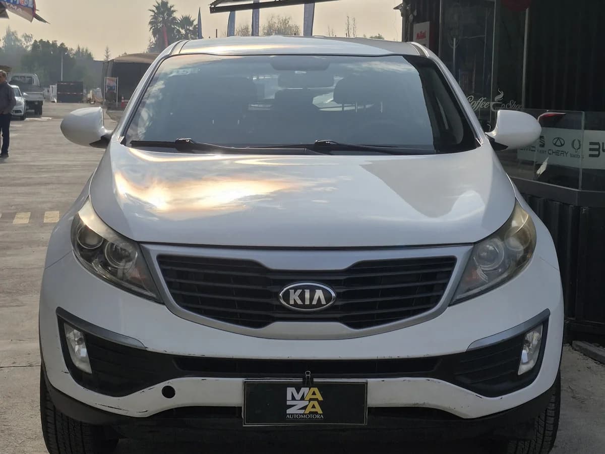 KIA Sportage LX 2.0 2013 - Imagen 2
