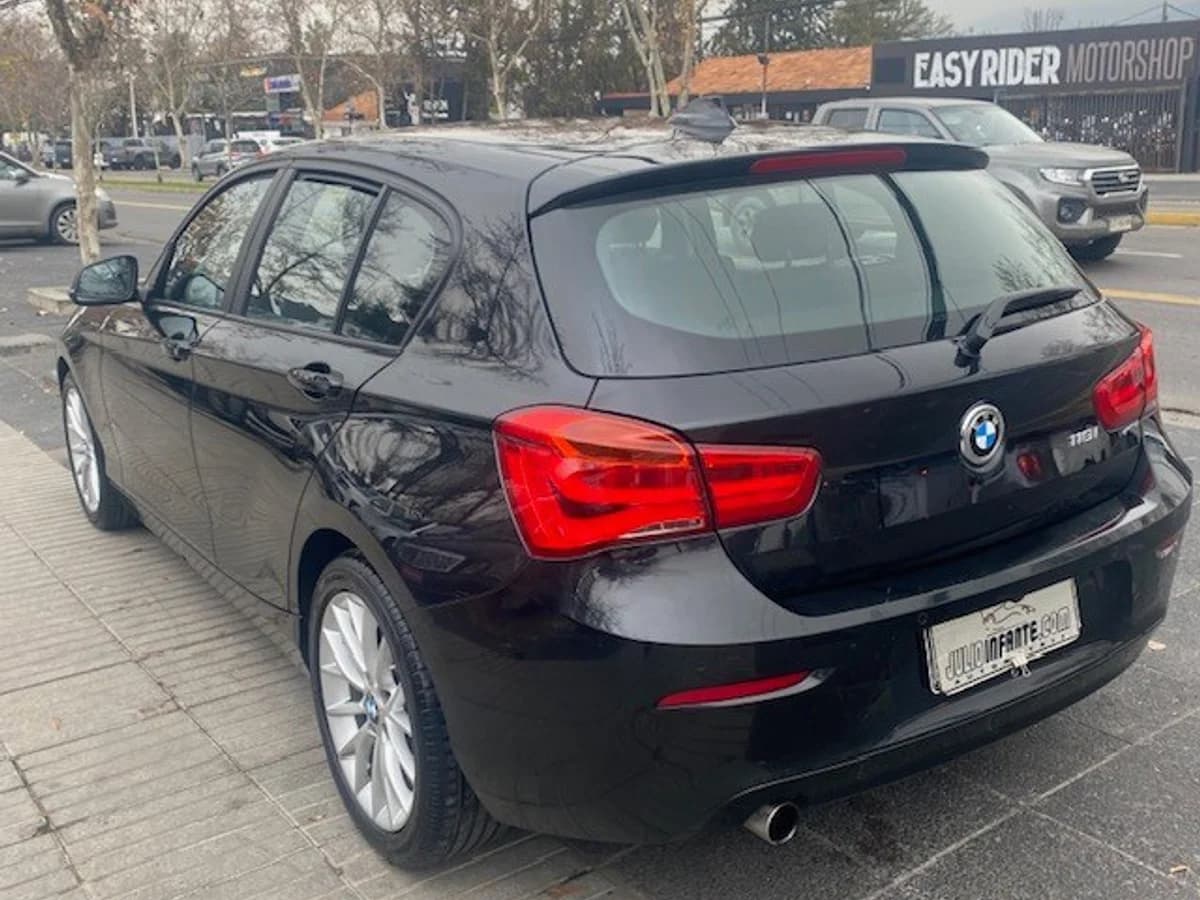 BMW 118I HB 5ptas autom 2020 - Imagen 4