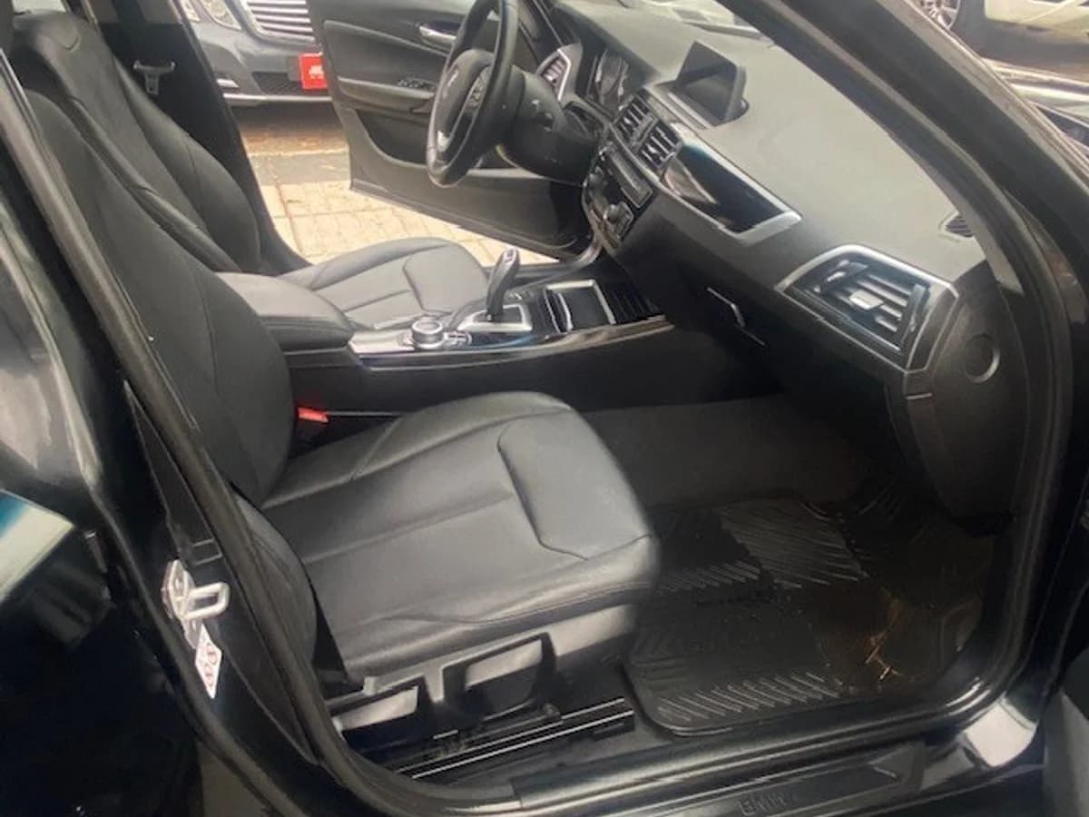 BMW 118I HB 5ptas autom 2020 - Imagen 9