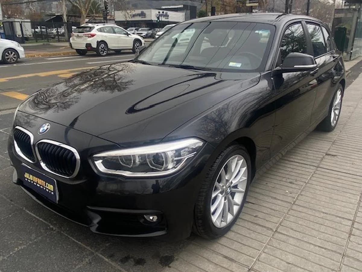 BMW 118I HB 5ptas autom 2020 - Imagen 1