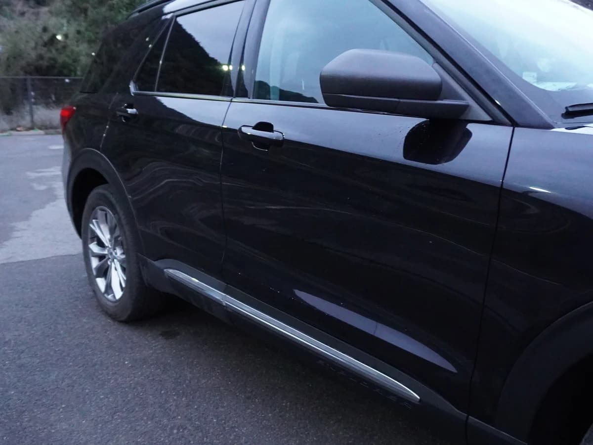 FORD Explorer XLT 4x4 año 2023 - Imagen 11