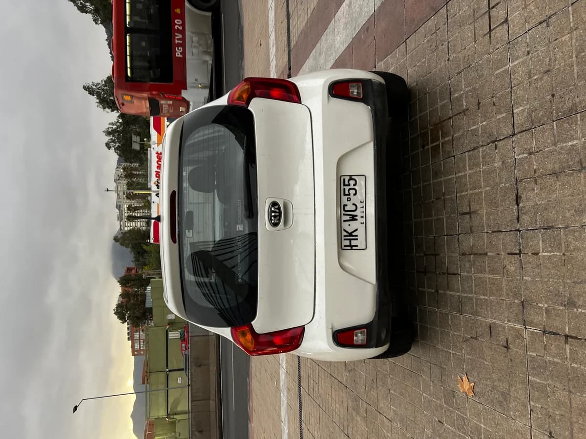 KIA Morning EX 1.0L MT5 AC año 2016 - Imagen 7