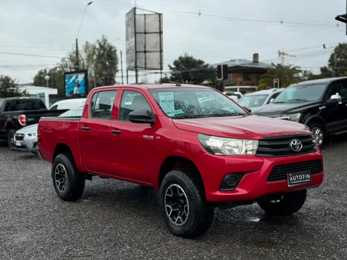 TOYOTA Hilux DCAB MT 4X4 2.4 2023 - Imagen 5