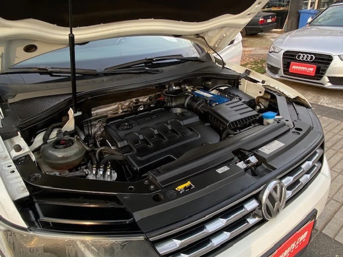 VOLKSWAGEN TIGUAN 4x4 2.0 At. 2019 - Imagen 27