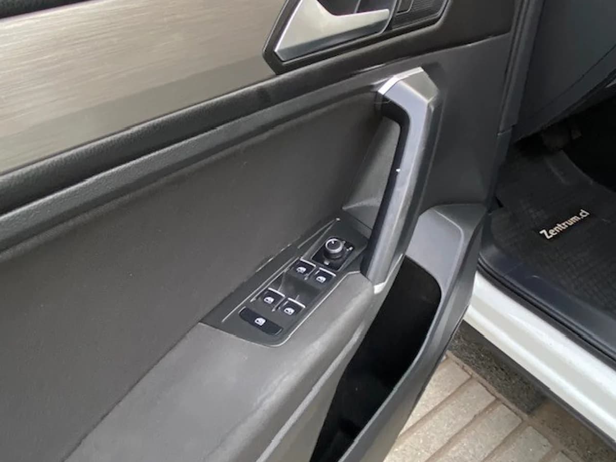 VOLKSWAGEN TIGUAN 4x4 2.0 At. 2019 - Imagen 11