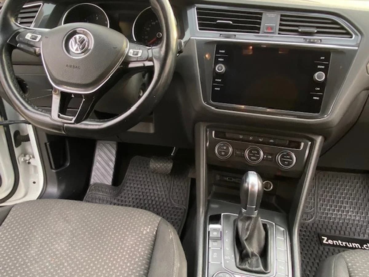 VOLKSWAGEN TIGUAN 4x4 2.0 At. 2019 - Imagen 22