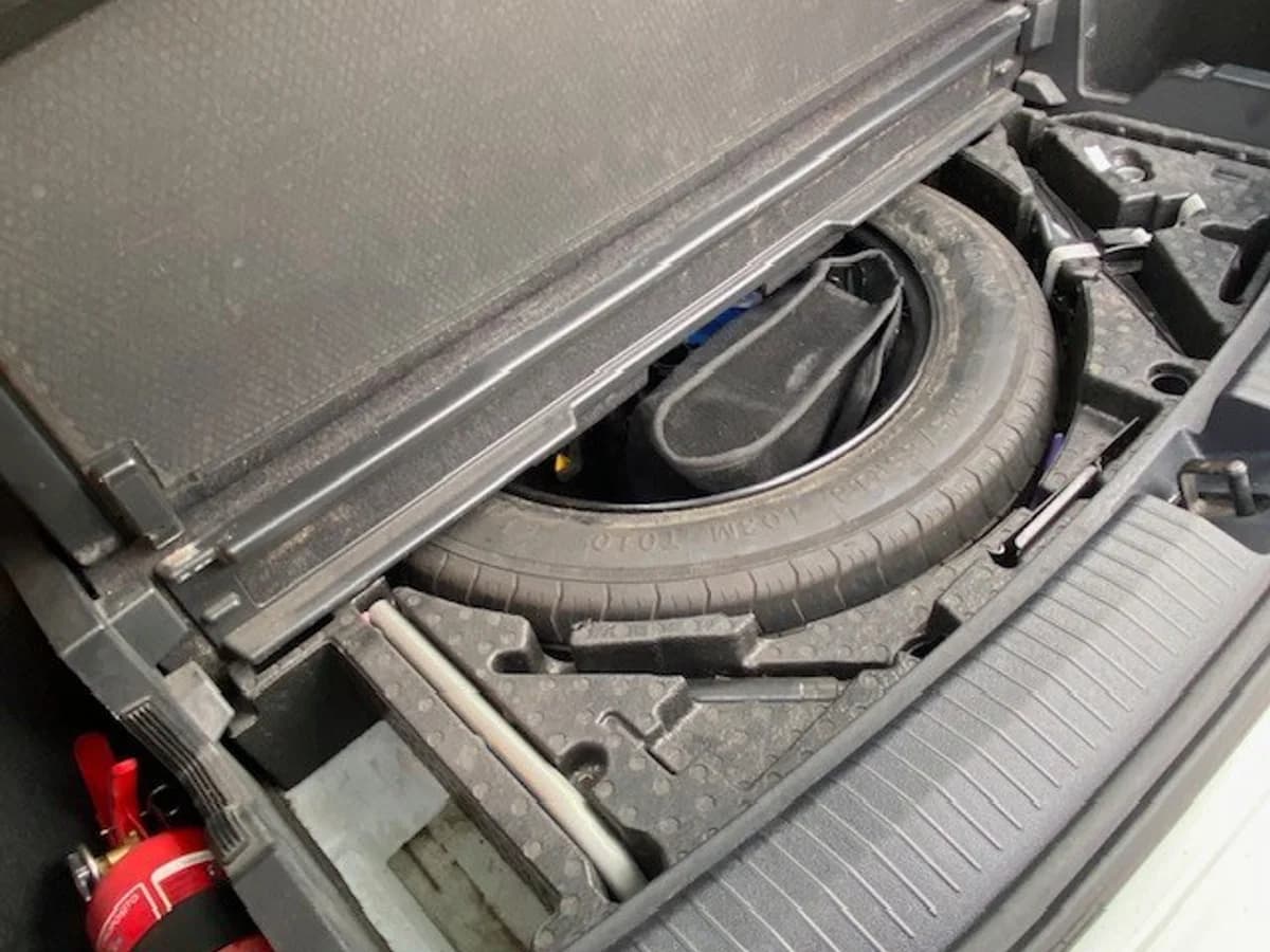 VOLKSWAGEN TIGUAN 4x4 2.0 At. 2019 - Imagen 26