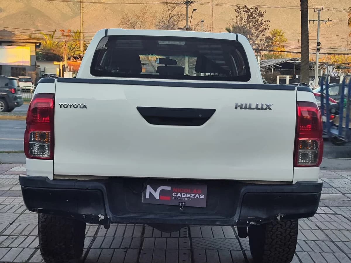 TOYOTA Hilux 2.8 SRV 4X4 2017 - Imagen 6