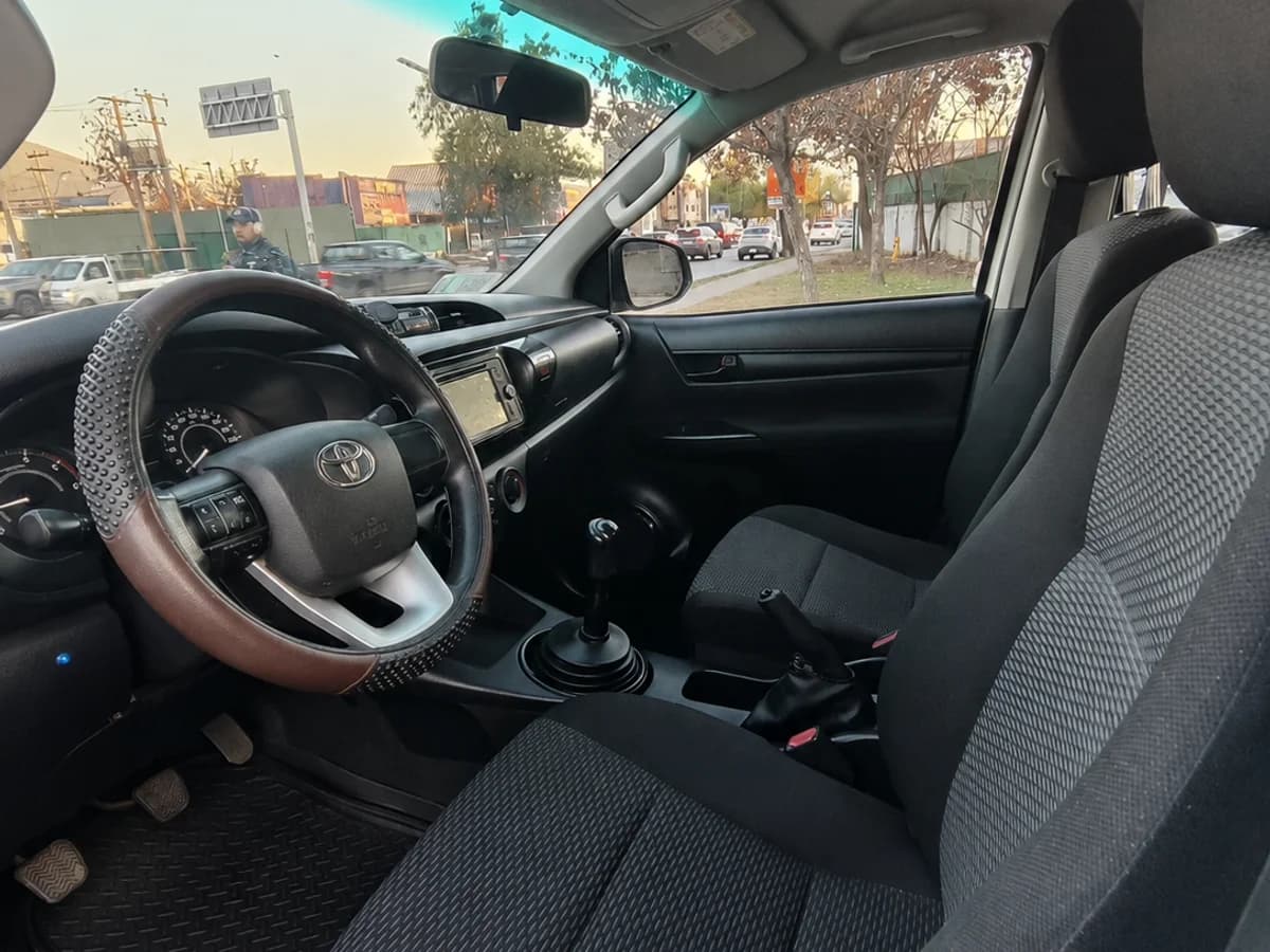 TOYOTA Hilux 2.8 SRV 4X4 2017 - Imagen 10