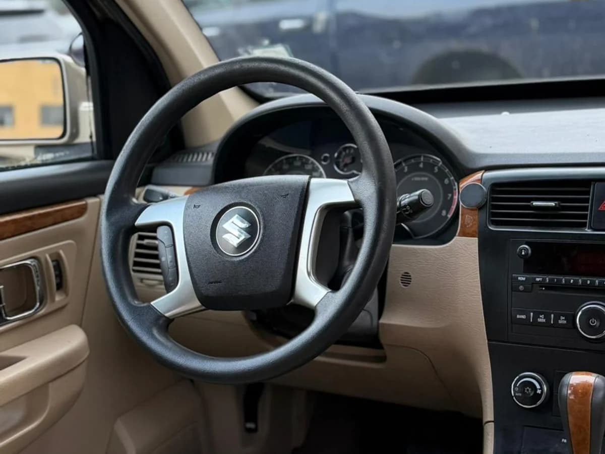 SUZUKI XL7 GLX 1.5 3.6 2008 - Imagen 25