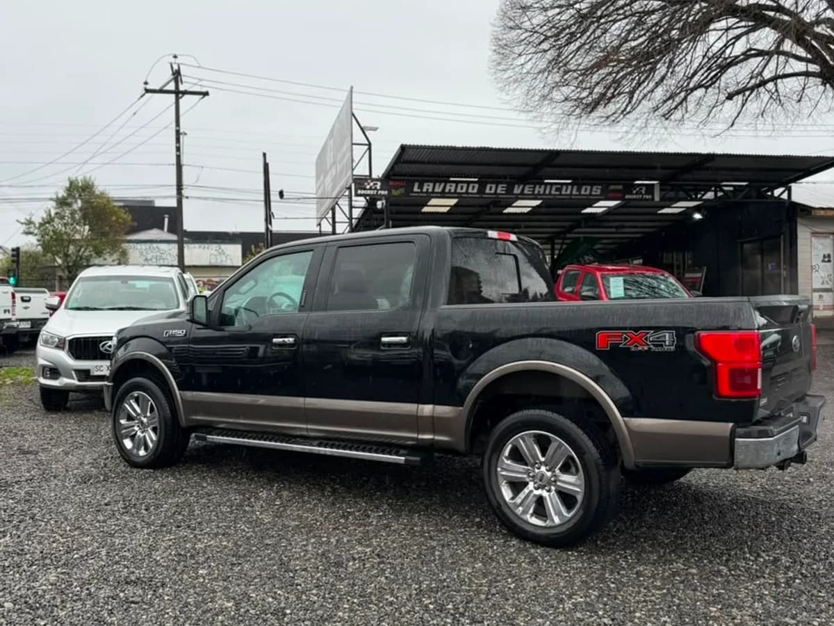 FORD F150 LARIAT 4X4 5.0 AUT Luxury 2019 - Imagen 3