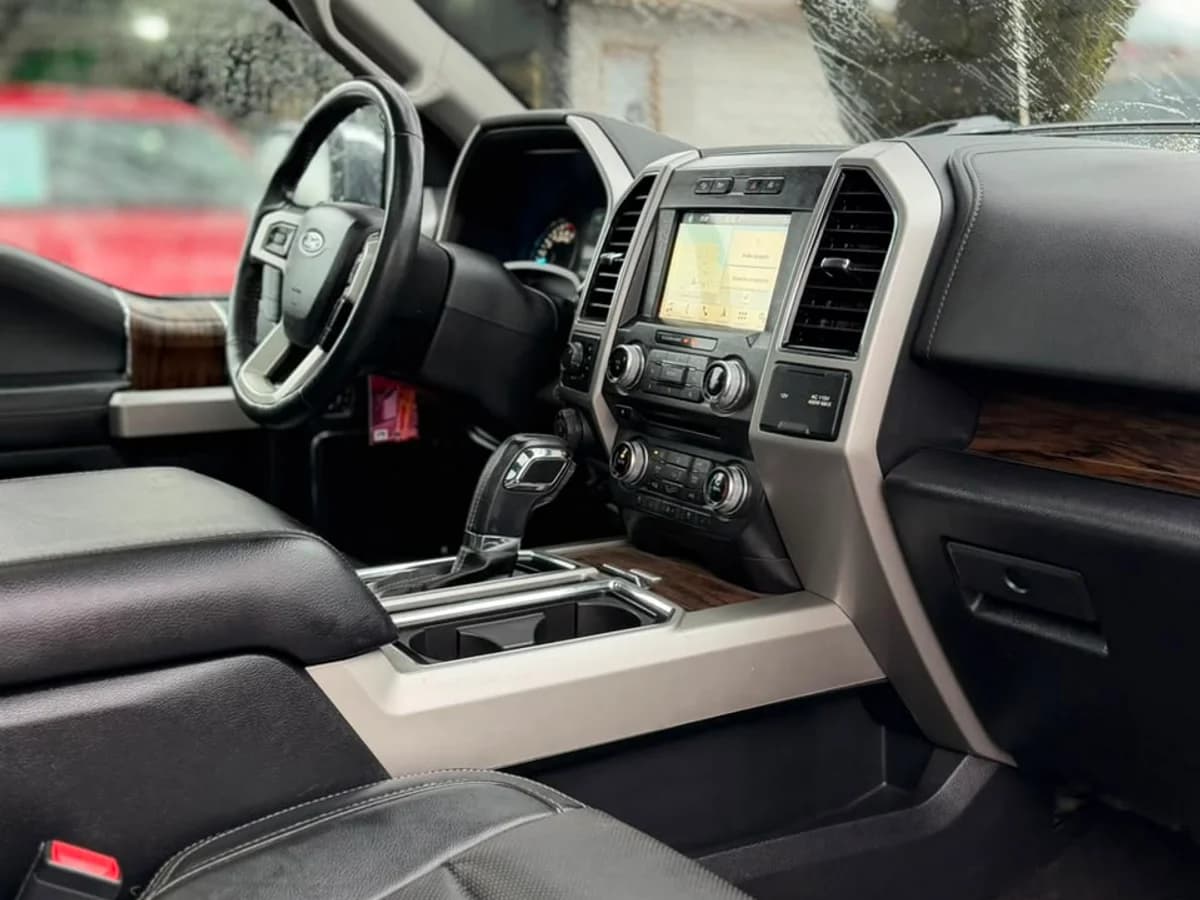 FORD F150 LARIAT 4X4 5.0 AUT Luxury 2019 - Imagen 10