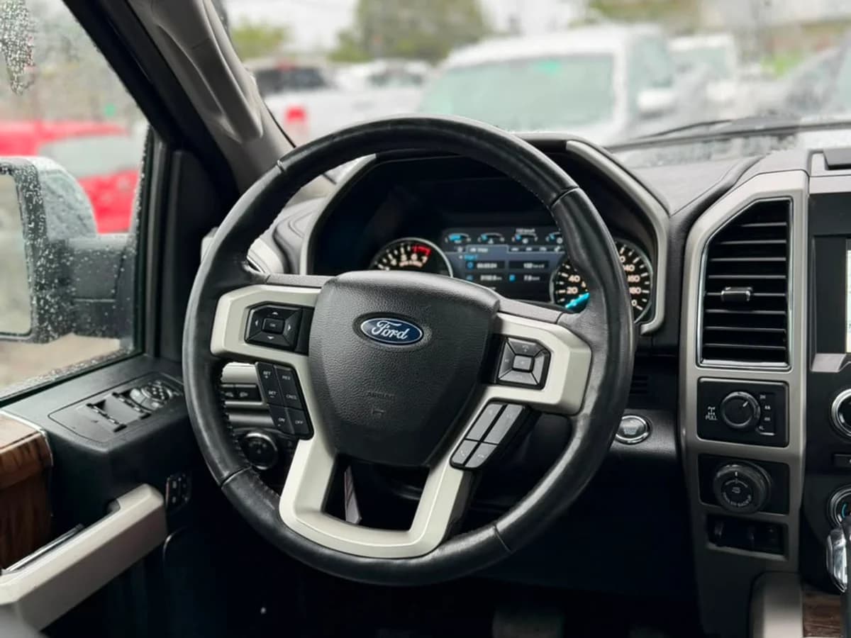 FORD F150 LARIAT 4X4 5.0 AUT Luxury 2019 - Imagen 24