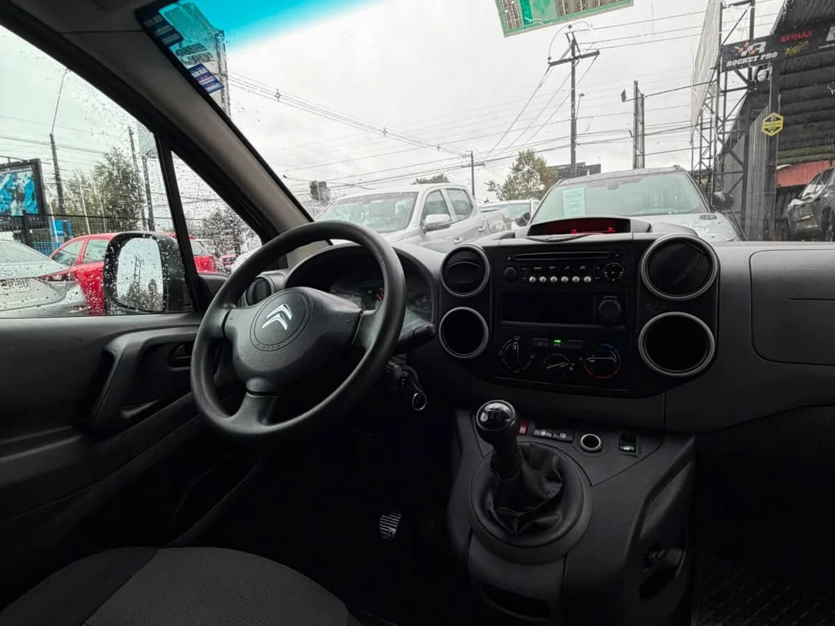 CITROEN Berlingo B9 HDI 1.6 2018 - Imagen 18