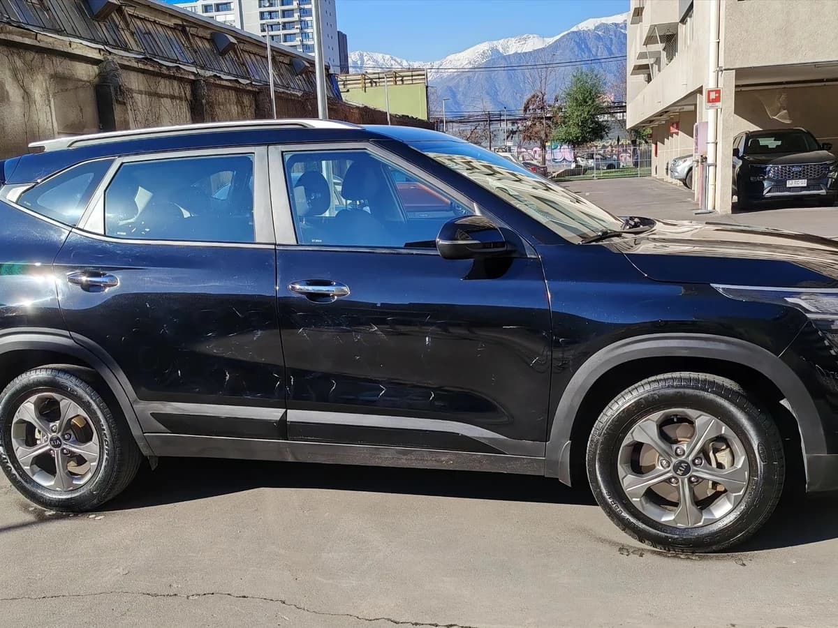 KIA Seltos MPI 6MT 1.6 2021 - Imagen 12