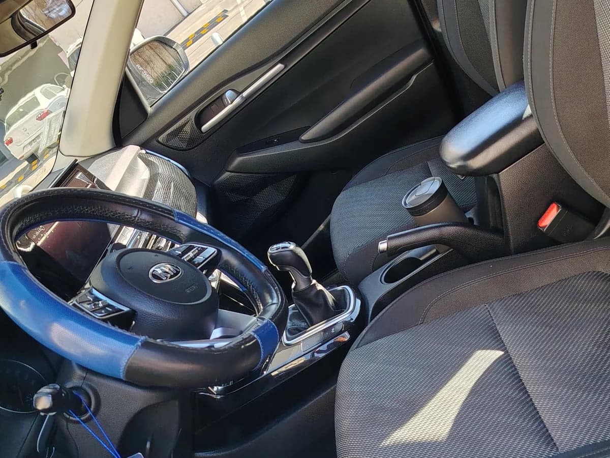 KIA Seltos MPI 6MT 1.6 2021 - Imagen 17