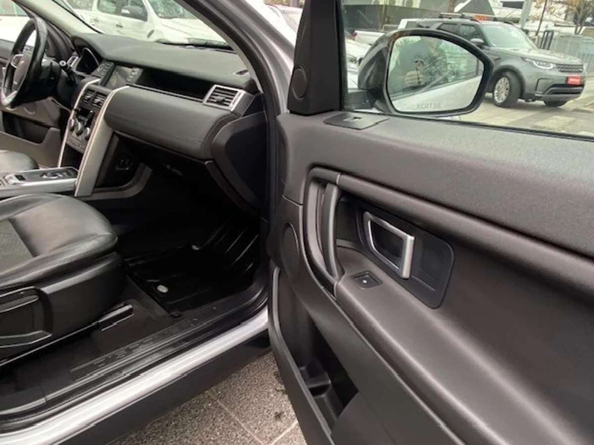 LAND ROVER DISCOVERY Sport 4x4 2.0i 2018 - Imagen 17