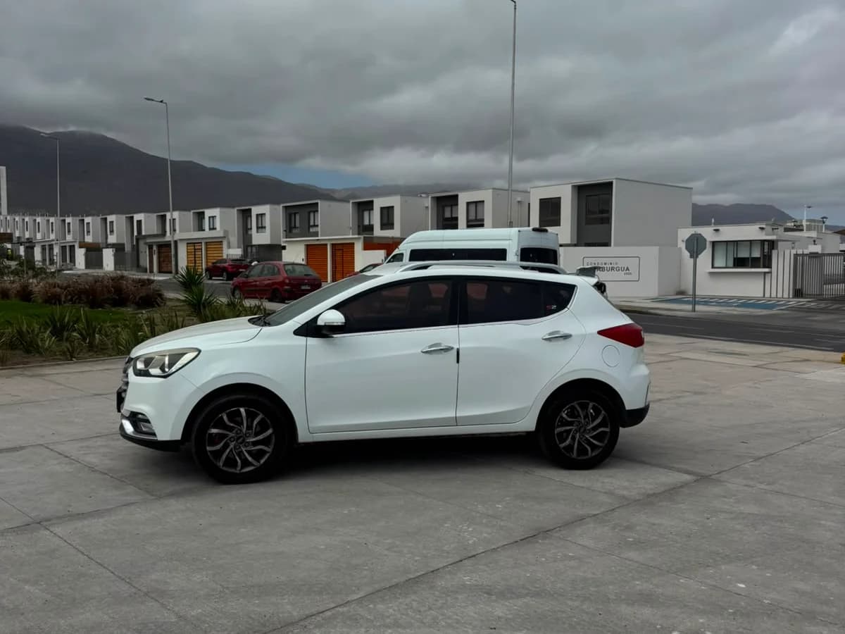 JAC S2 CE 1.5 HB 2020 - Imagen 3