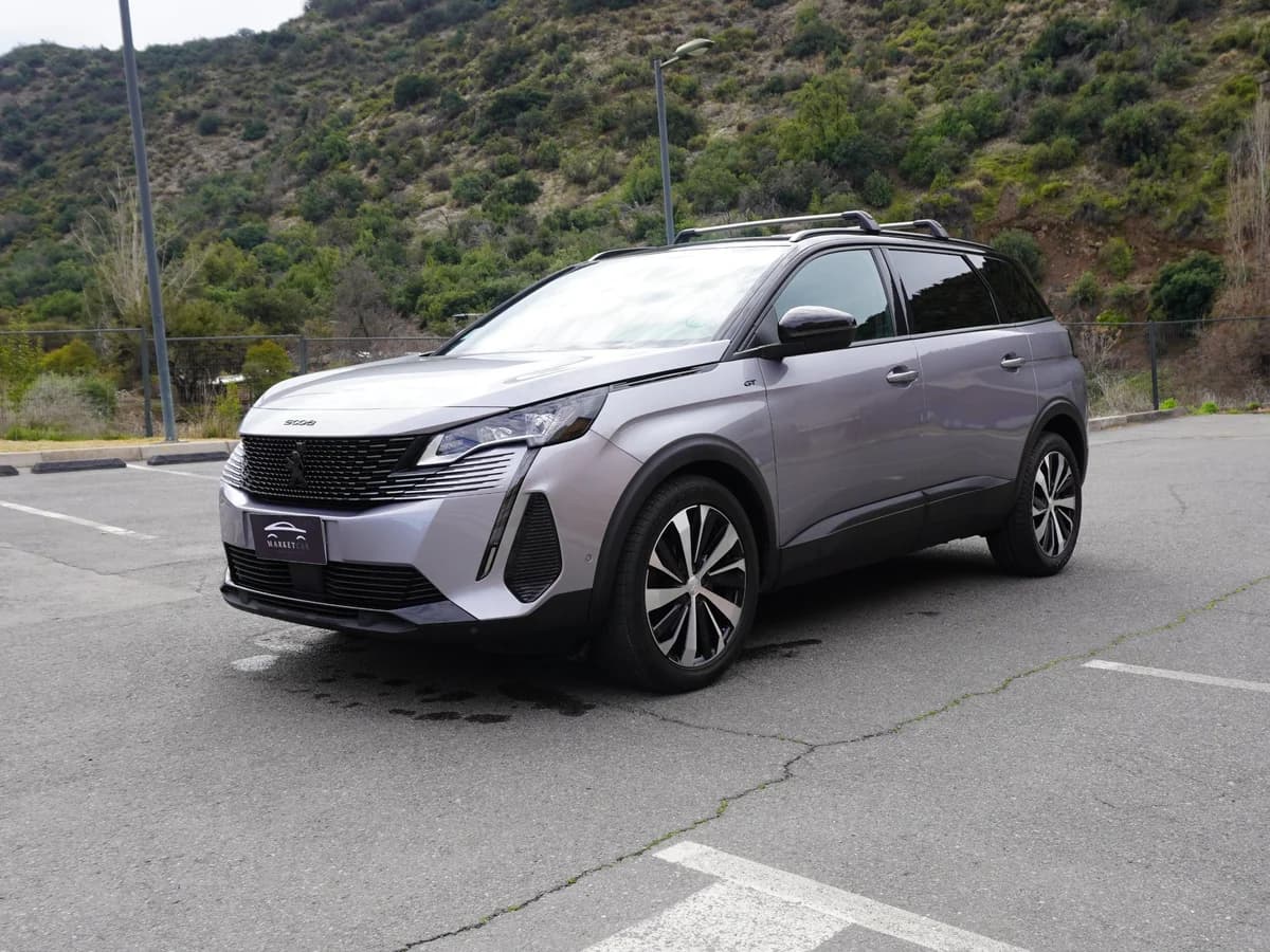 Peugeot 5008 Blue HDI 130 1.5 Año 2023 - Imagen 1