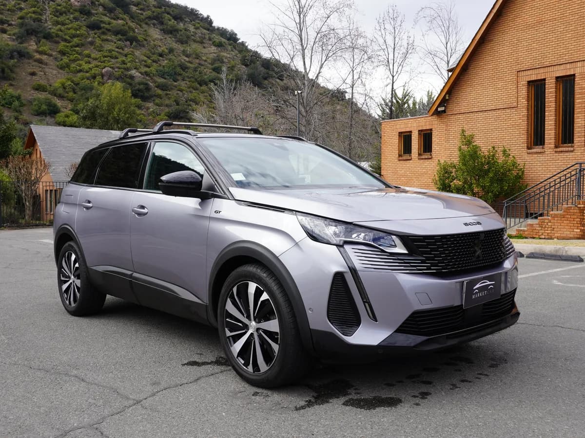 Peugeot 5008 Blue HDI 130 1.5 Año 2023 - Imagen 3