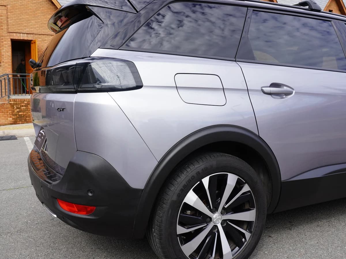 Peugeot 5008 Blue HDI 130 1.5 Año 2023 - Imagen 13