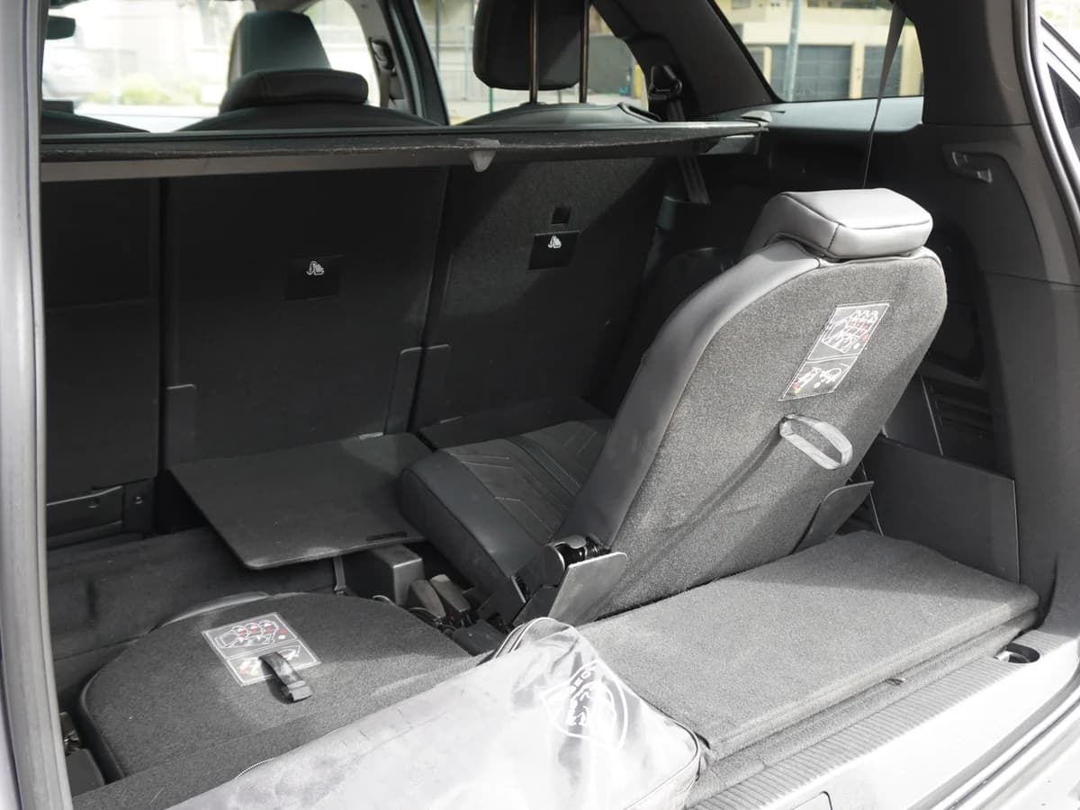 Peugeot 5008 Blue HDI 130 1.5 Año 2023 - Imagen 21