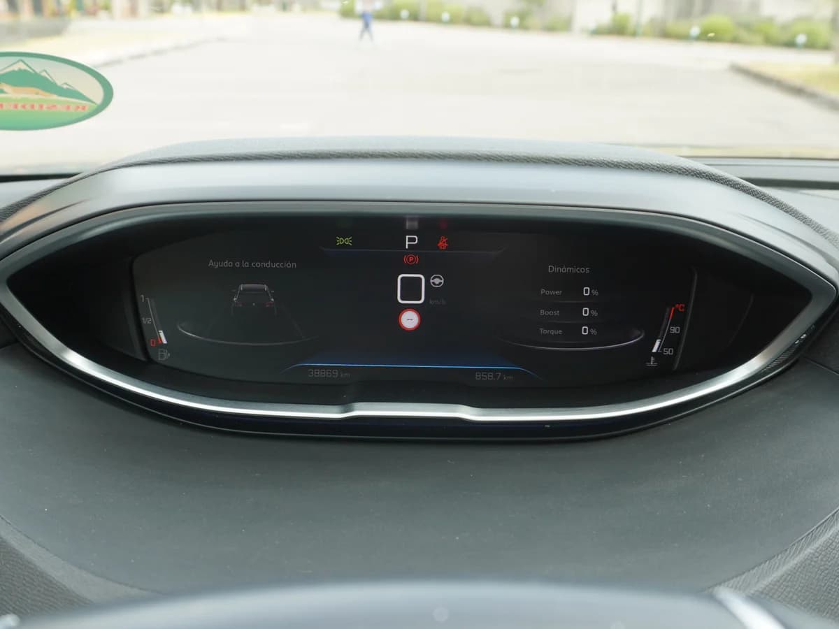 Peugeot 5008 Blue HDI 130 1.5 Año 2023 - Imagen 28