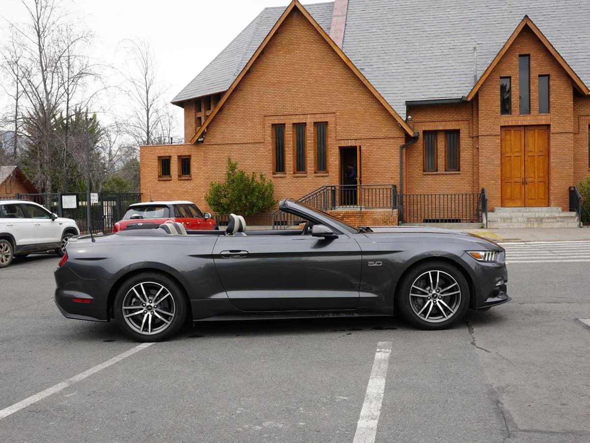 Ford Mustang 5.0 GT Cabrio Año 2016 - Imagen 4