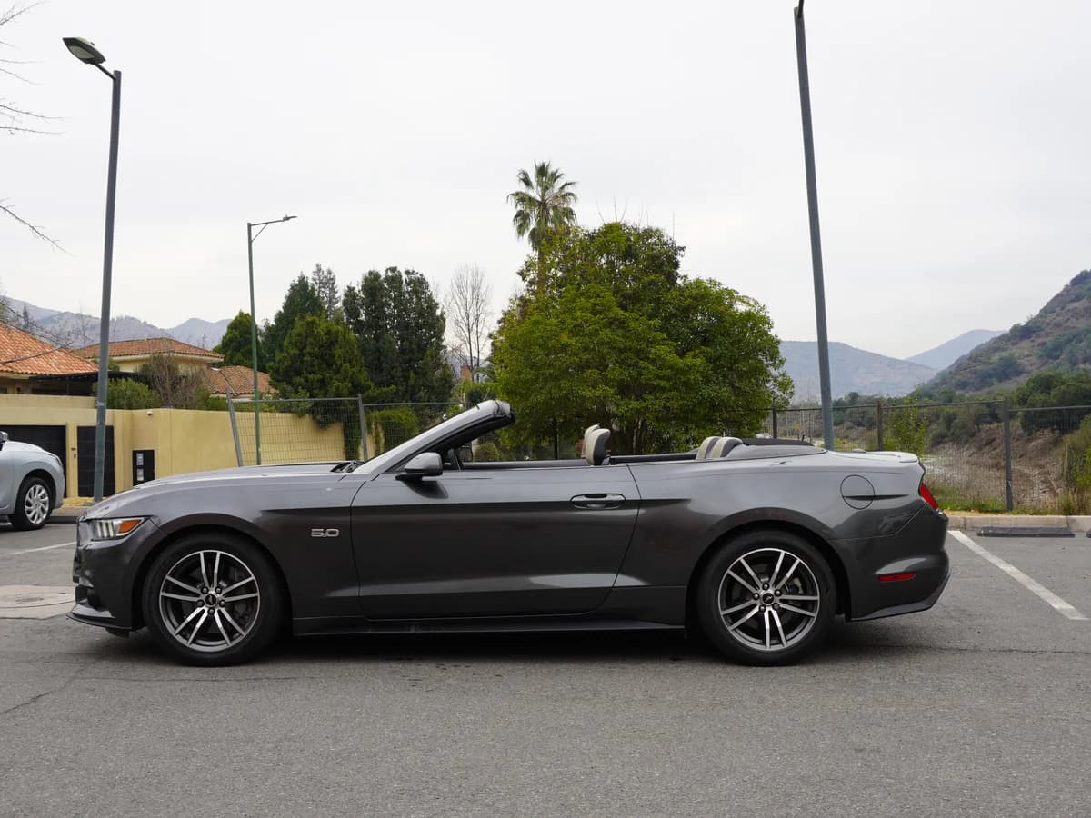 Ford Mustang 5.0 GT Cabrio Año 2016 - Imagen 8