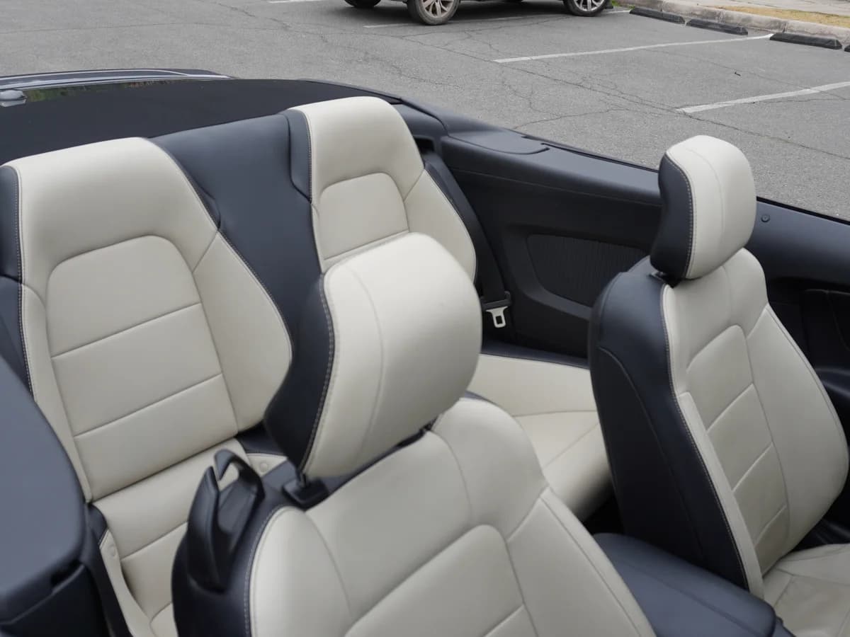 Ford Mustang 5.0 GT Cabrio Año 2016 - Imagen 22