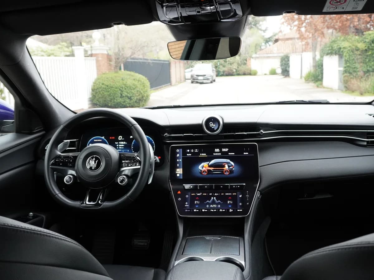 Maserati Grecale GT Mild-Hybrid 4x4 año 2024 - Imagen 23