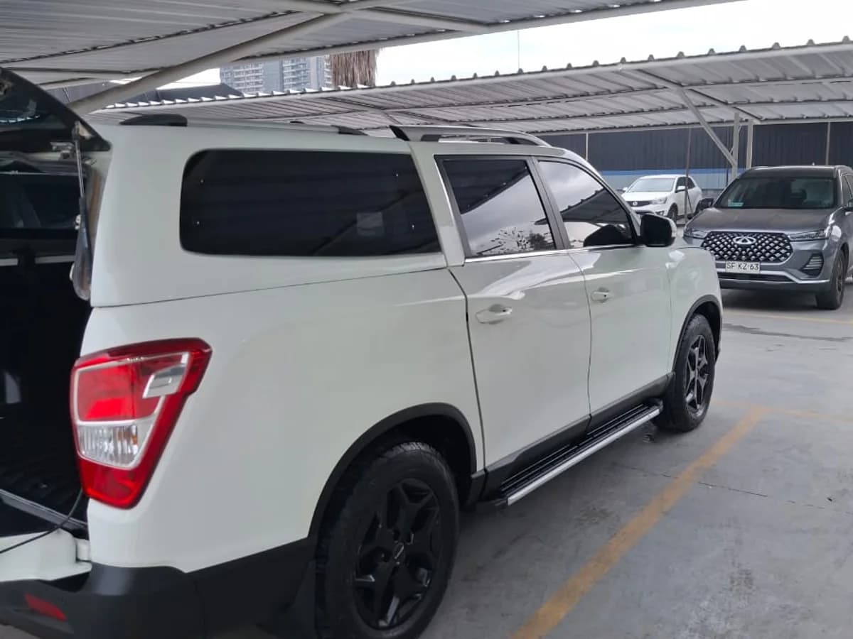 SSANGYONG Musso 2.2 TD LIMITED PLUS DIESEL 2WD AT6 2025 - Imagen 4