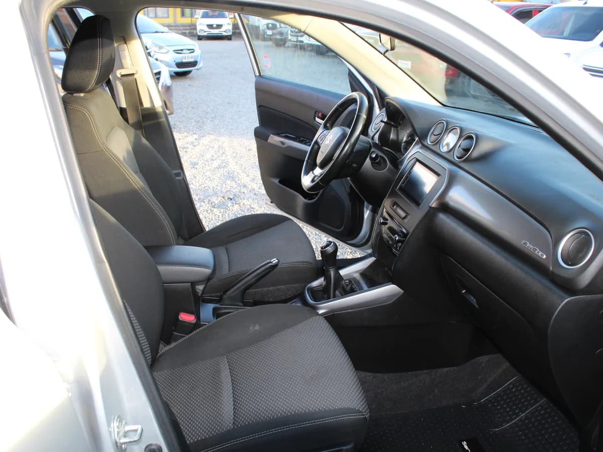 SUZUKI Vitara 1.6 4X4 2021 - Imagen 7