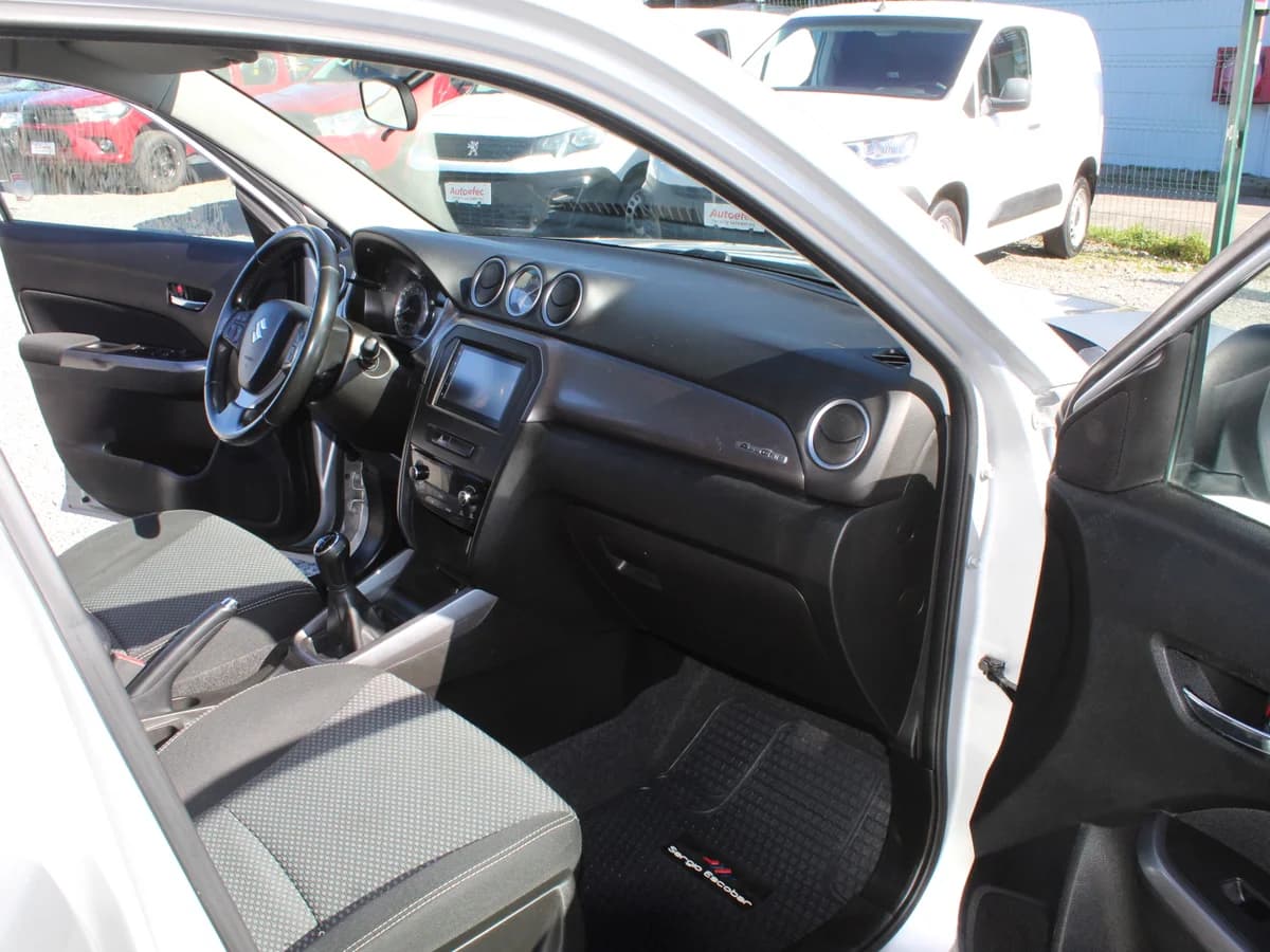 SUZUKI Vitara 1.6 4X4 2021 - Imagen 5