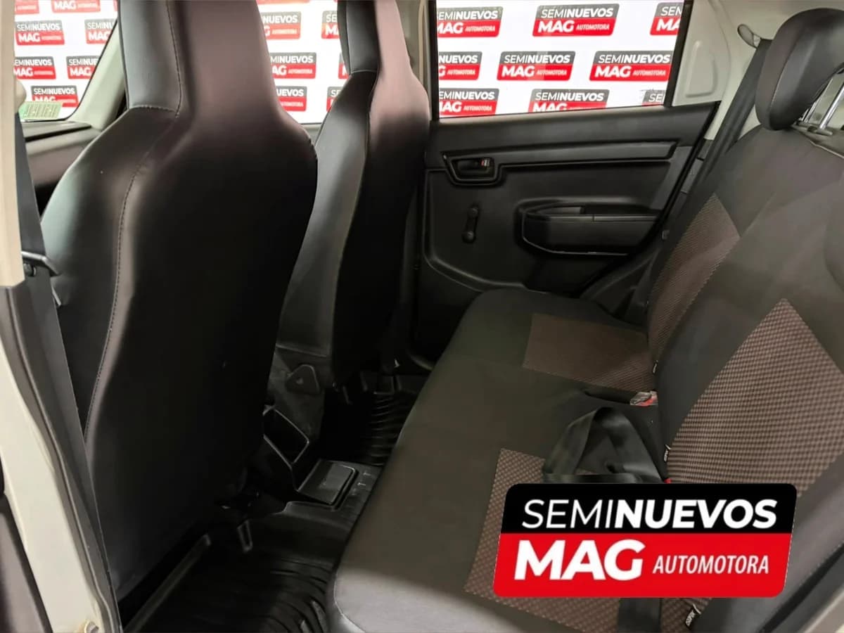 SUZUKI S-Presso GLX PLUS 1.0 2024 - Imagen 9