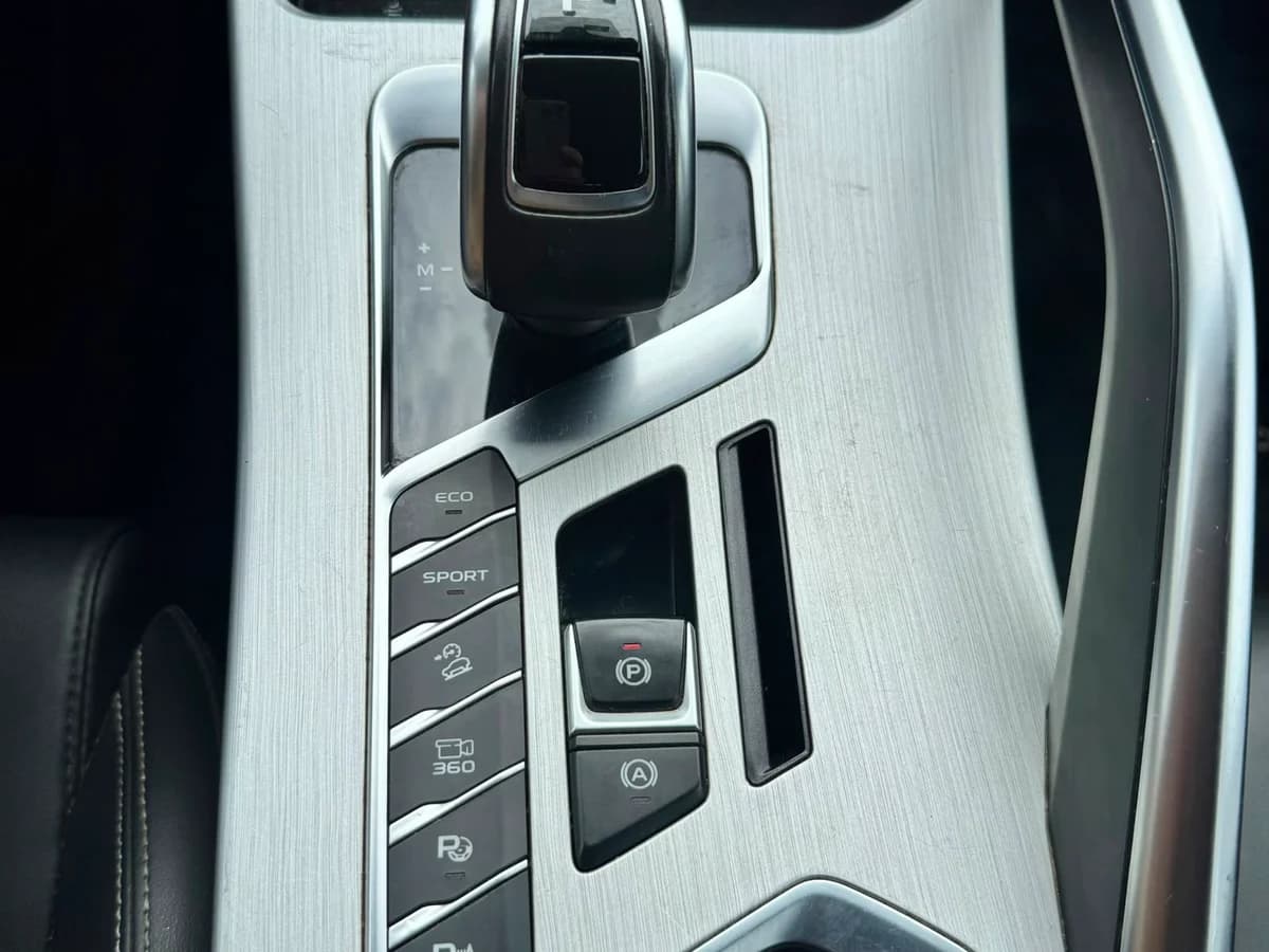GEELY Coolray 1.5T GL 2022 - Imagen 12