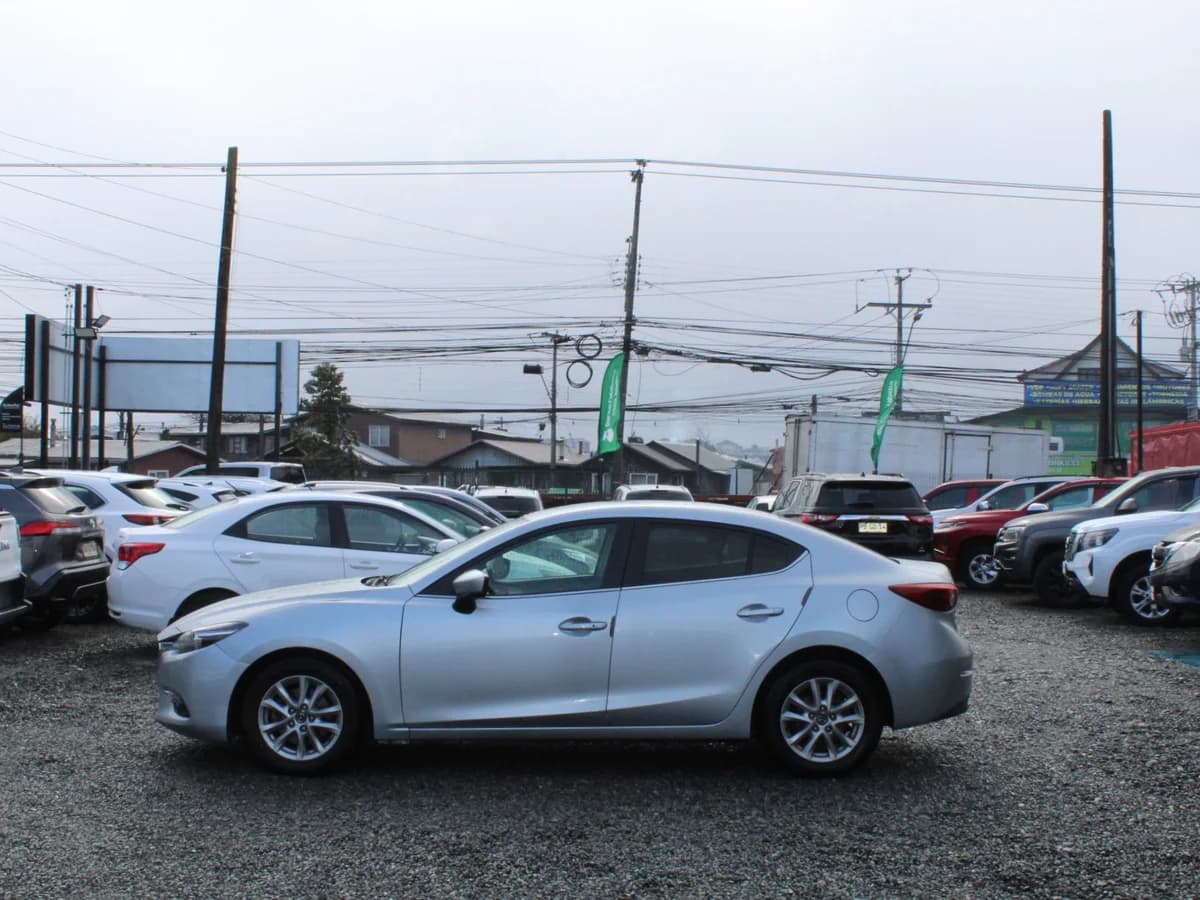 MAZDA 3 2.0 2019 - Imagen 12
