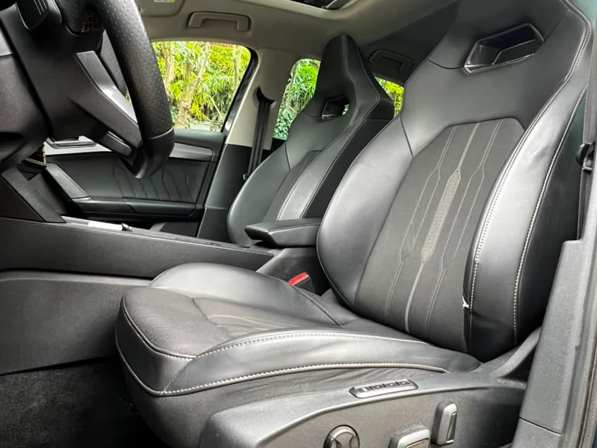 Cupra León 1.4L TSI AT DSG año 2024 - Imagen 6